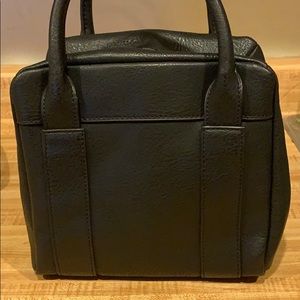 G2000 leather hand bag